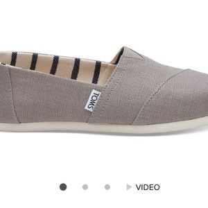 Toms. Women’s classic Venice collection.